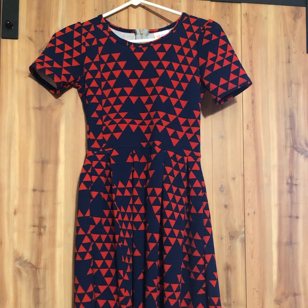 LuLaRoe Amelia